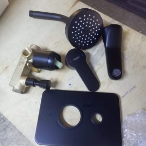 Black Shower Fittings Set