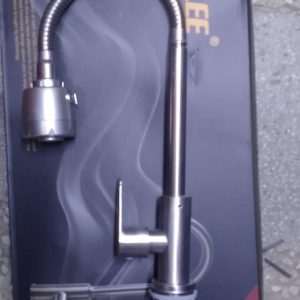 Flexible-Neck Kitchen Tap with Side Outlet